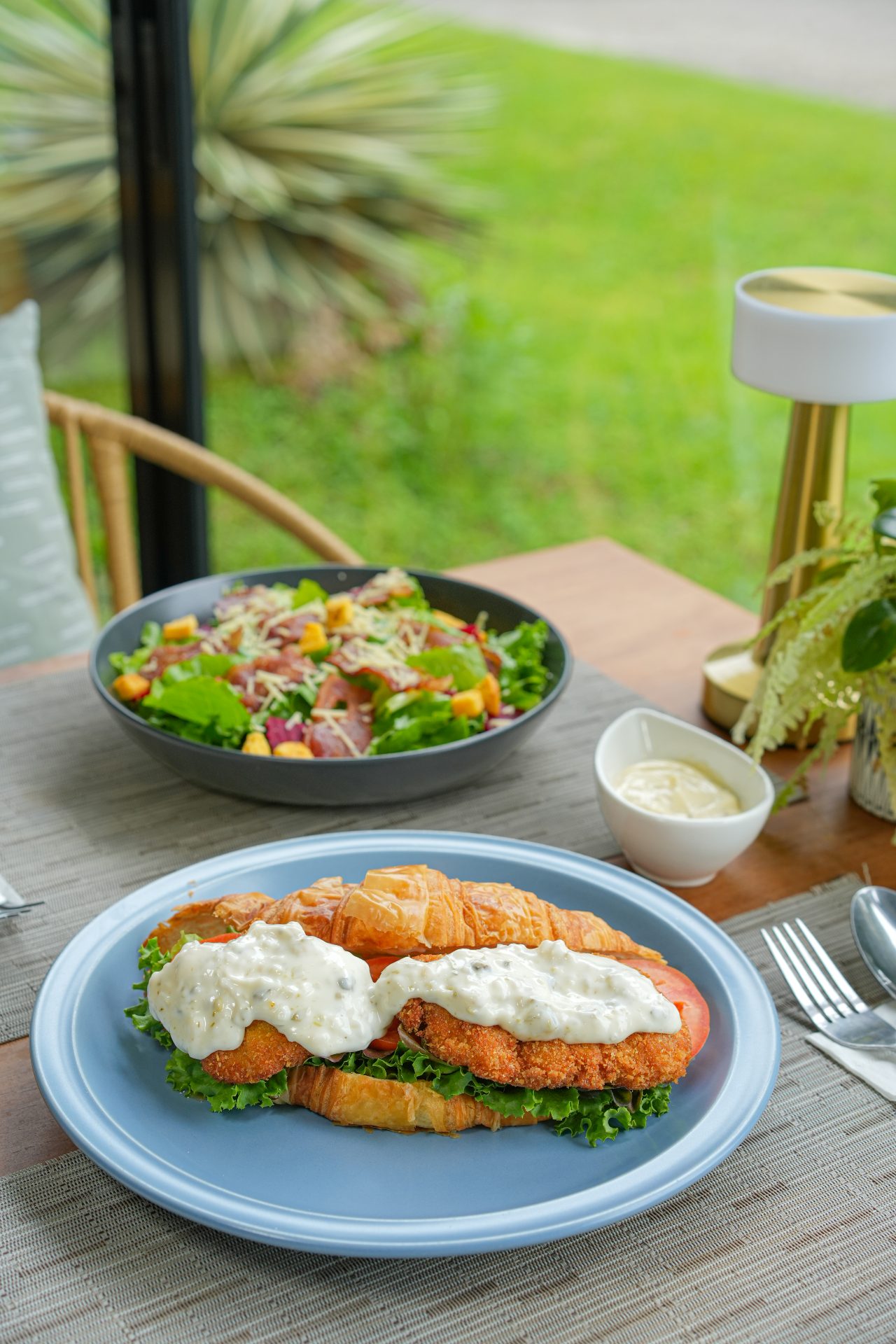 Crispy Fried Chicken & Tartar Sauce