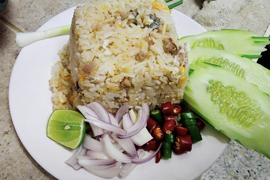 ข้าวผัดหมูอินทรีย์