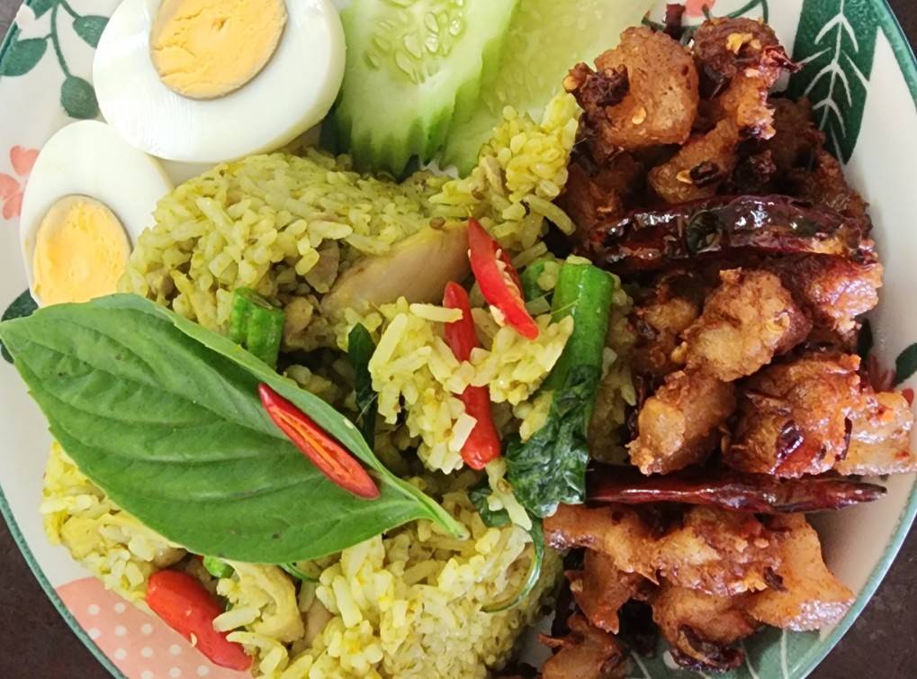ข้าวคั่วเขียวหวานหลายใจ