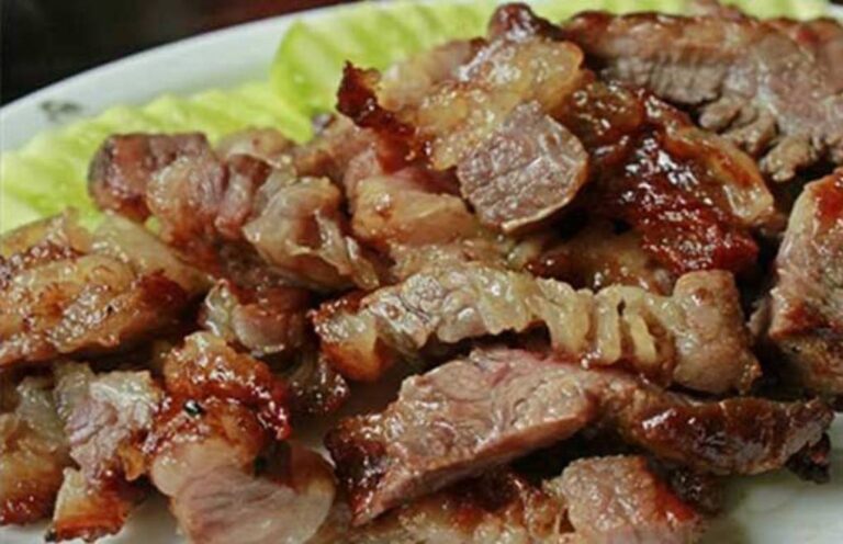 เนื้อเสือร้องไห้ย่าง