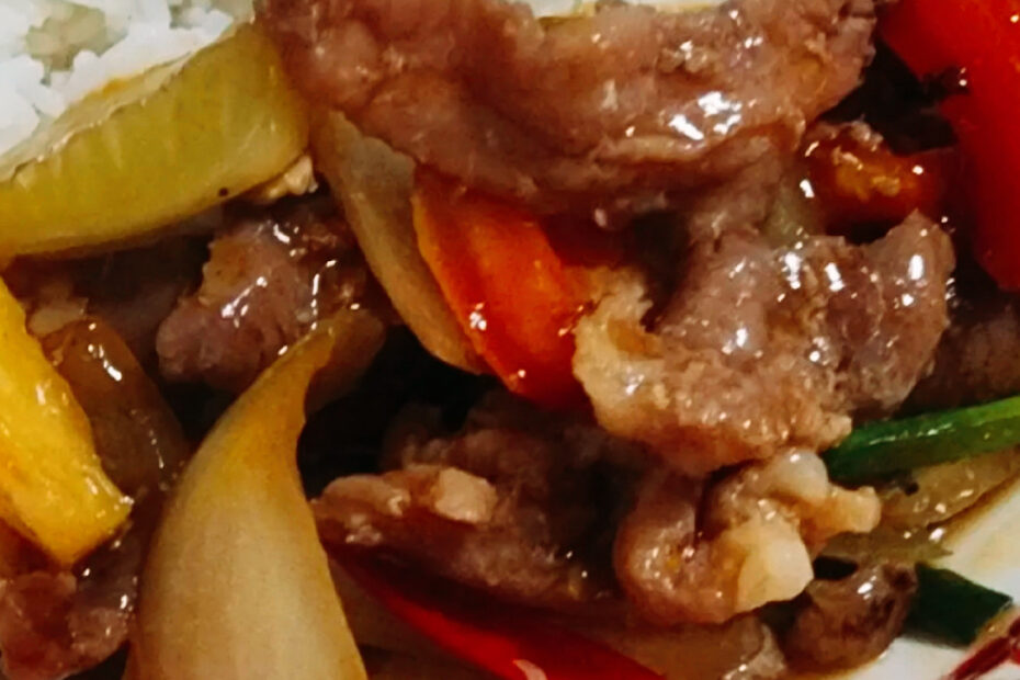 ข้าวหมูผัดเปรี้ยวหวาน