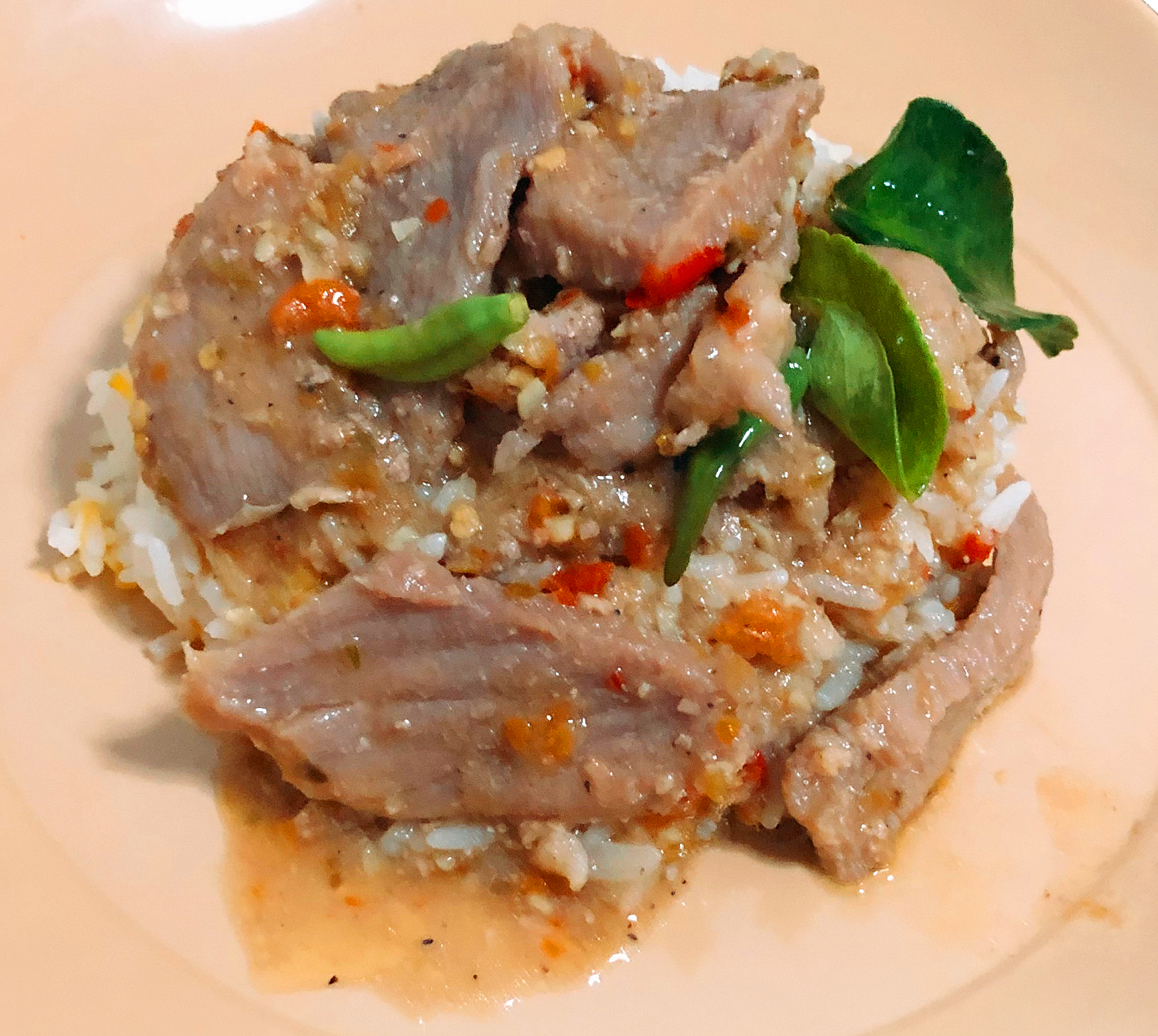ข้าวหมูนุ่มผัดกะปิ