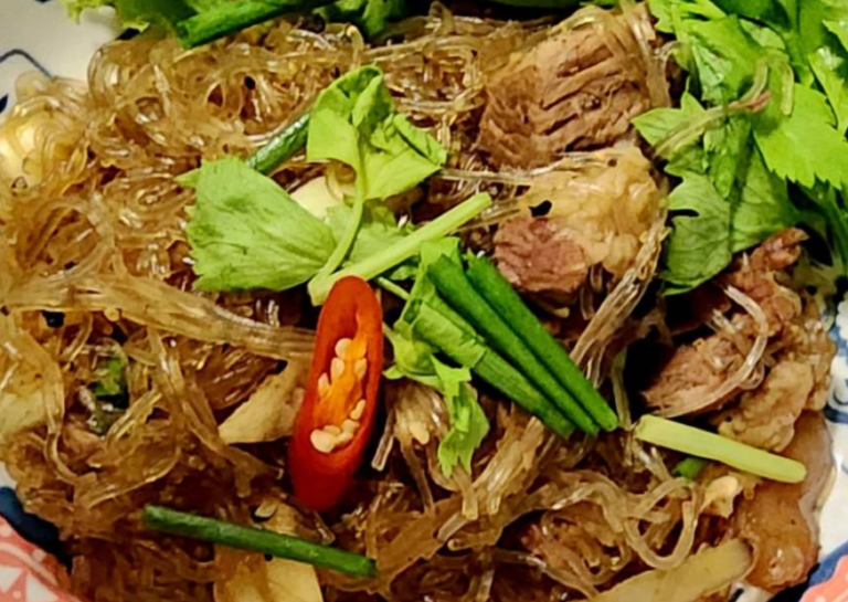 เนื้อตุ๋นอบวุ้นเส้น