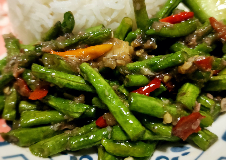 ข้าวถั่วคั่วเคย