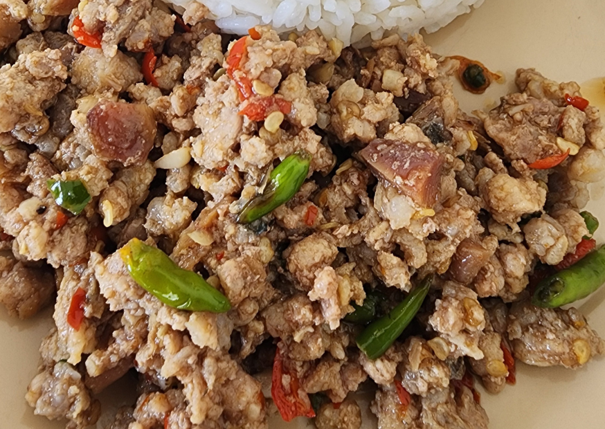 ข้าวหมูอินทรีย์ขี้หนูสวน