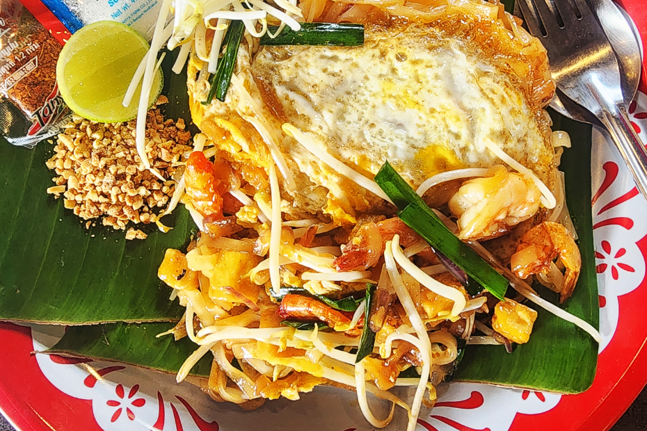 ผัดไทยกุ้งสด